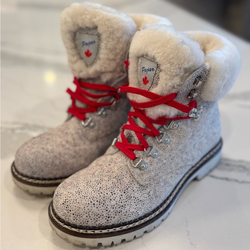 Pajar Sting Shearling Collar Ankle Boots